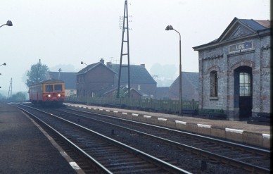 Ligne - TH 80-5751.jpg